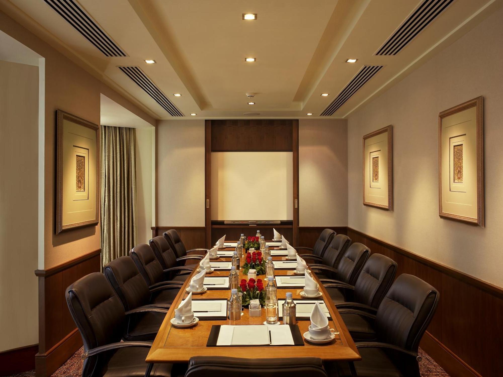 The Leela Mumbai — Fotos 3